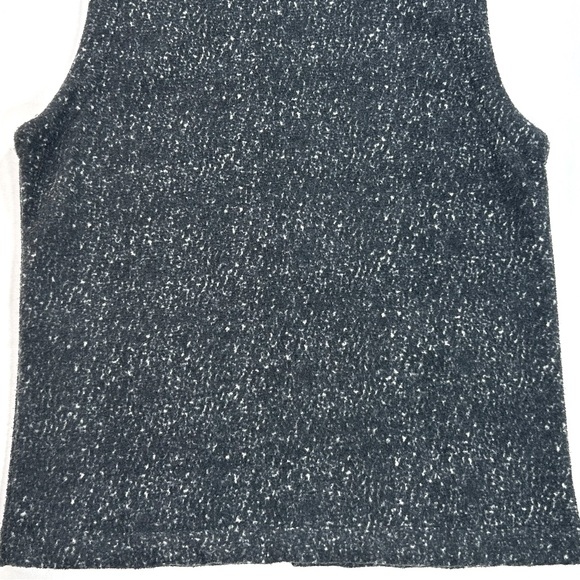 NWT Decorated Originals Sherpa Trim Fleece Vest Size M Women's - Picture 6 of 10